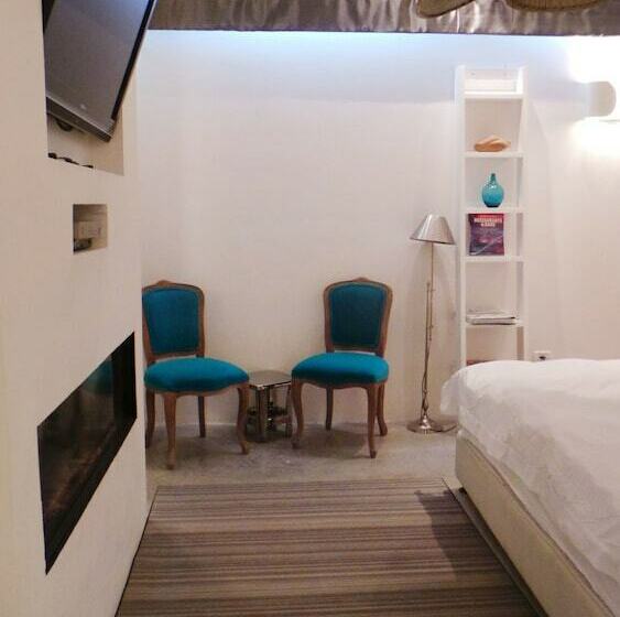 Camera Standard, Innsense