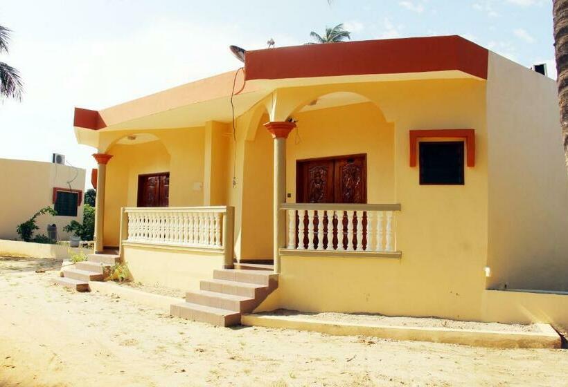 بانگلوی استاندارد, Assouka Eco Village Du Lac Nokoué