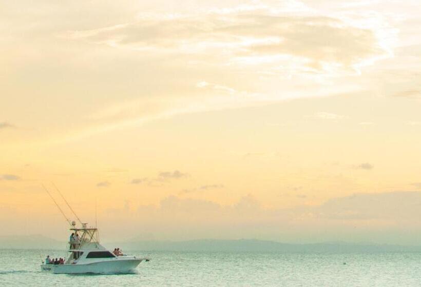 Вилла 5 Спален, Royal Belize
