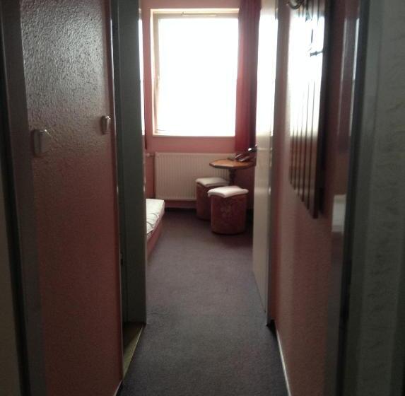 スタンダードルーム, Panama Motel