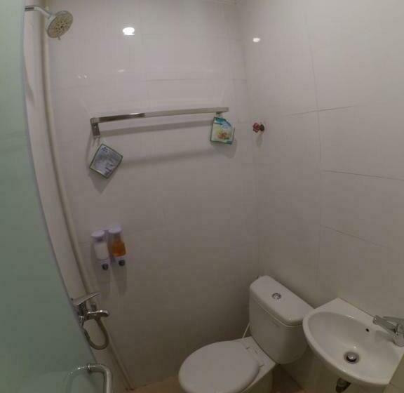 اتاق لوکس, Cabin  Sutomo