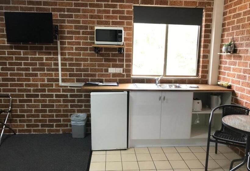 اتاق لوکس, Coffs Shearwater Motel