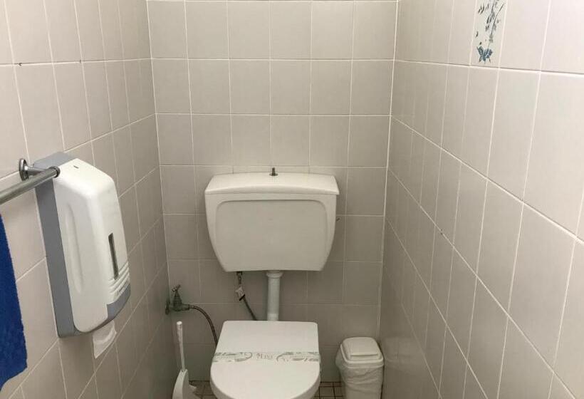 Трехместный Президентский, Coffs Shearwater Motel