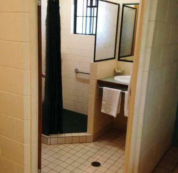 스탠다드 룸, Curtain Fig Motel