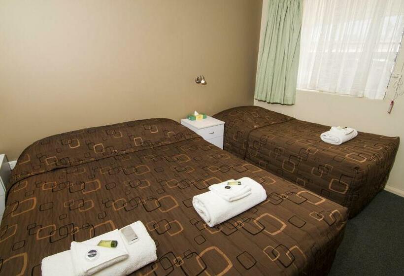 Номер Стандарт, Green Gables Motel