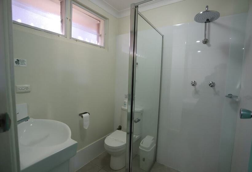 家庭间, Reign Inn Newcastle