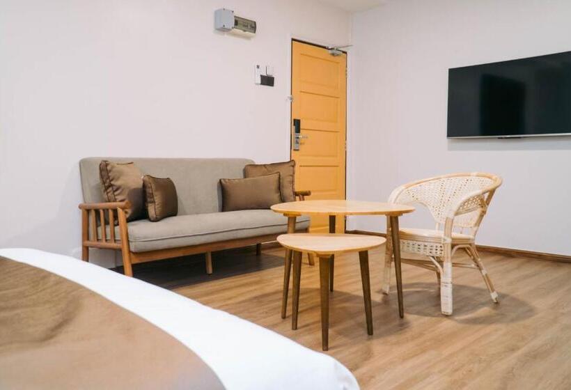 Family Suite, Mulyo