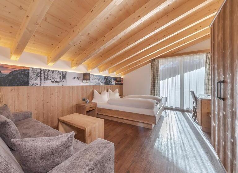 חדר דלוקס עם מרפסת, Jägerhof