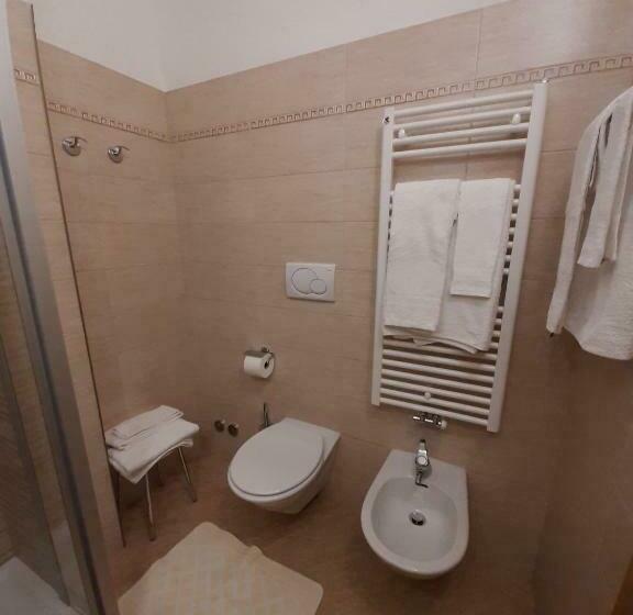 家庭间, Villa Gemmy