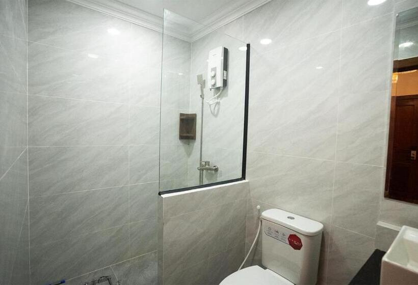 발코니가 있는 스위트, Daun Penh Palace Boutique