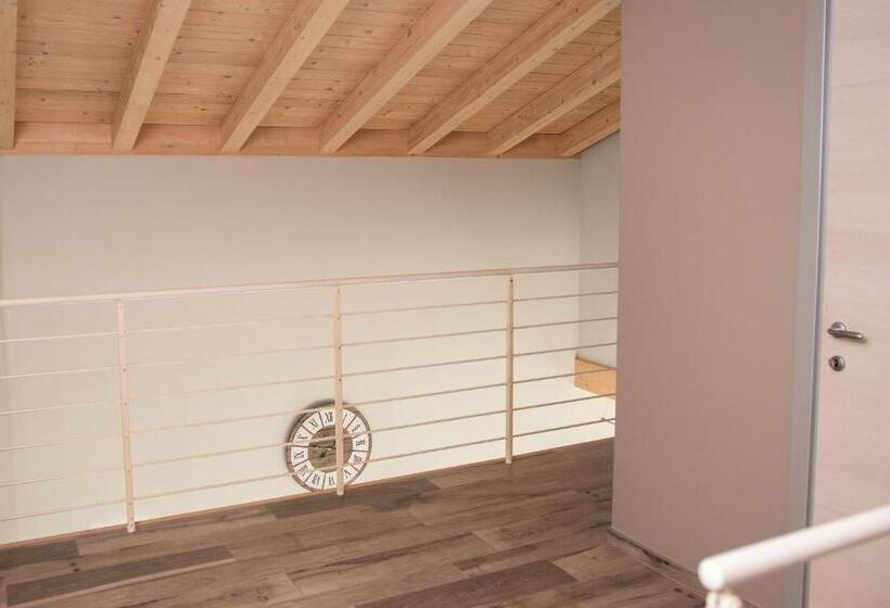 اتاق استاندارد, Monte Moro Gavi B&b