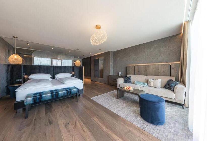 Люкс Повышенной Комфортности, Das Gerstl Alpine Retreat