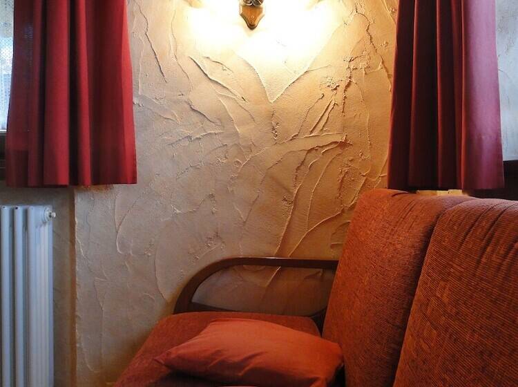 Студия Стандарт, Residence Trompel Oeil