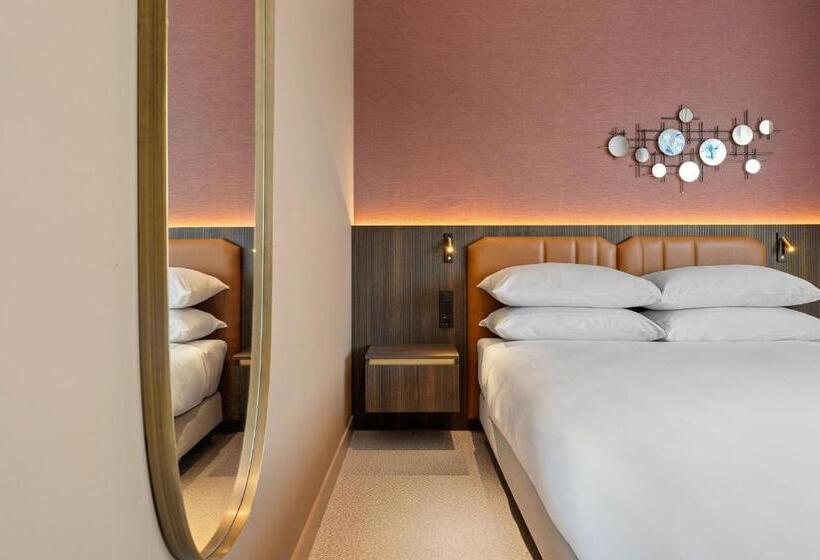 Pokój Standard Łóżko King Size, Corendon Amsterdam Schiphol Airport, a Tribute Portfolio Hotel