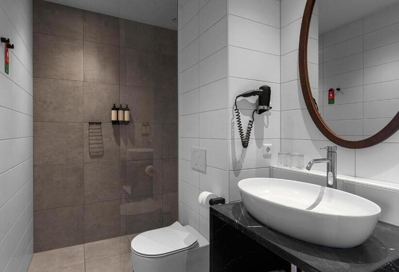 Pokój Standard z Widokiem, Corendon Amsterdam Schiphol Airport, a Tribute Portfolio Hotel