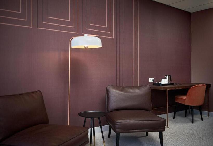 Junior Suite Łóżko King Size, Corendon Amsterdam Schiphol Airport, a Tribute Portfolio Hotel