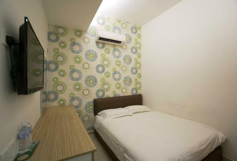 Номер Deluxe, Crystal Garden Hotel   Seri Kembangan