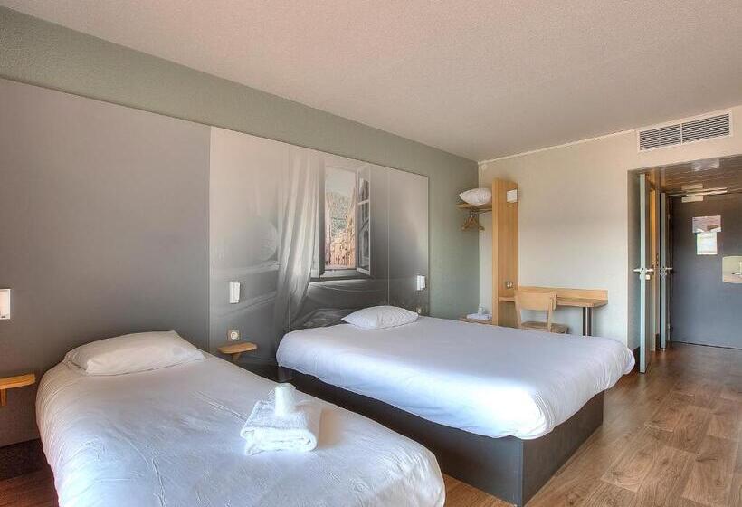 标准三人间, B&b Hotel Villeneuve Loubet Village