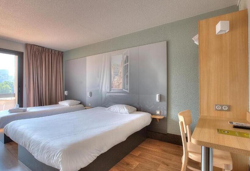 Номер Стандарт, B&b Hotel Villeneuve Loubet Village