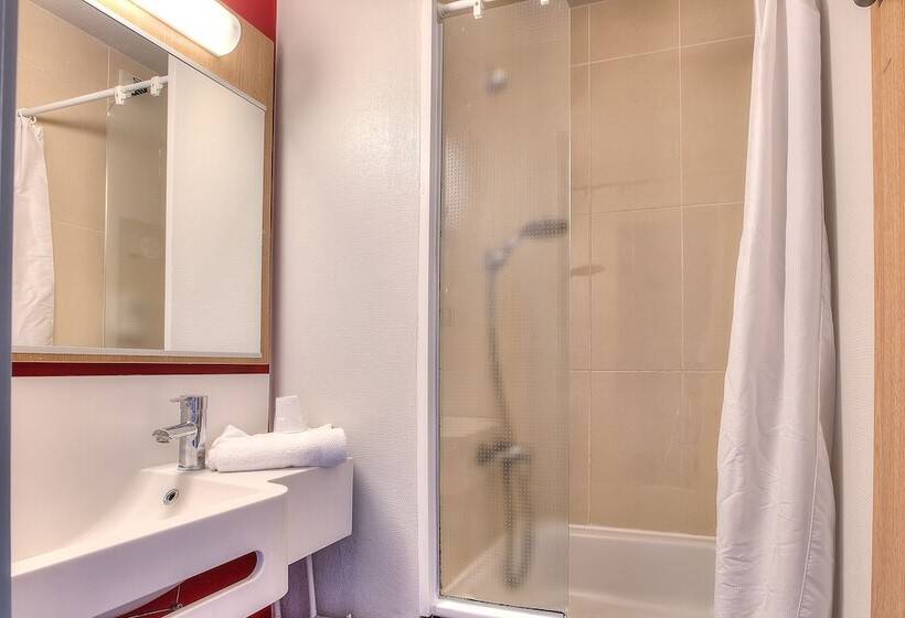 Номер Стандарт Трехместный, B&b Hotel Villeneuve Loubet Village