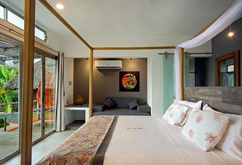 Suite Terasszal, Villa Aikia