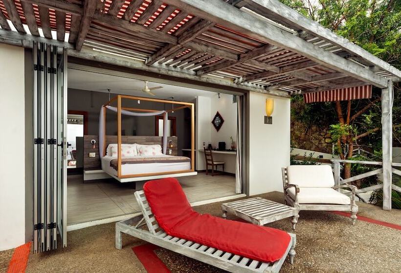 Suite Terasszal, Villa Aikia