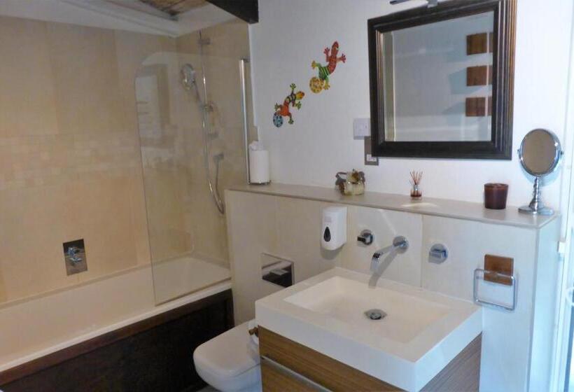 سوئیت با تخت بزرگ, Marigot Palms Luxury Caribbean Apartment Suites