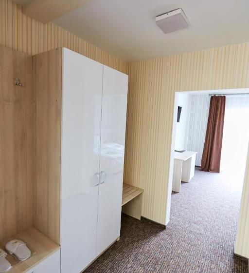 Номер Deluxe с Балконом, Pansionat Bogema