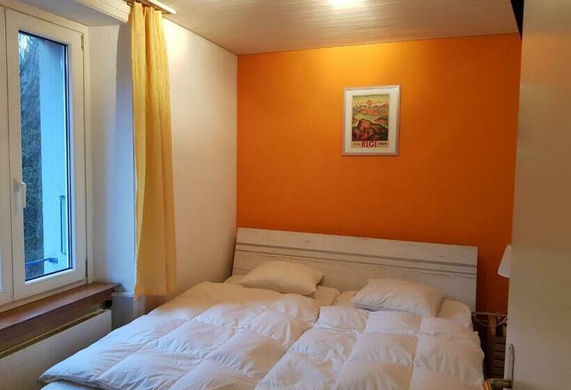 经济房, Bellpark Hostel