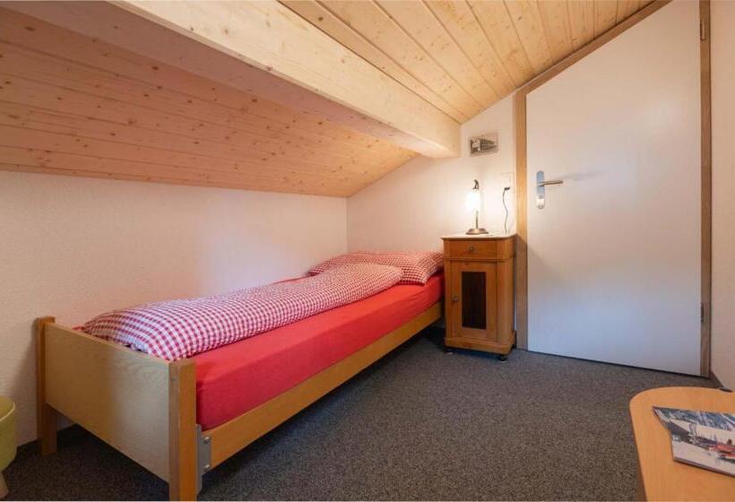 Номер Базовый Одноместный Совместный Санузел, Lehmann's Herberge Hostel