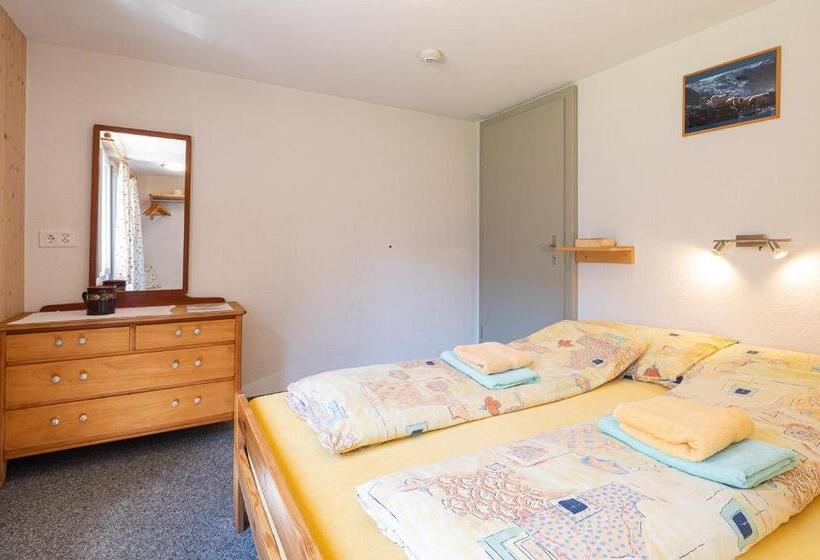 Номер Стандарт с Балконом, Lehmann's Herberge Hostel