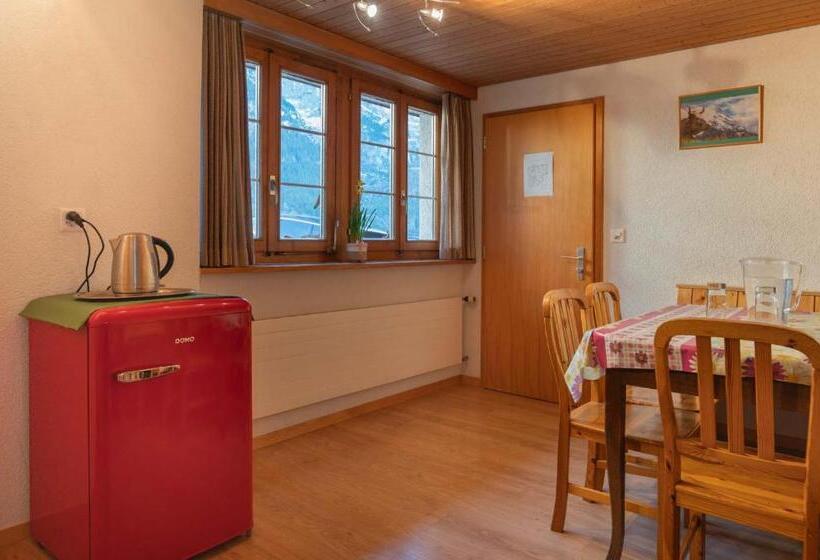 Номер Стандарт с Балконом, Lehmann's Herberge Hostel