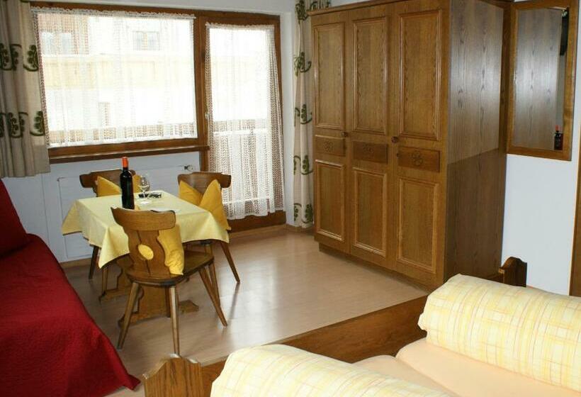 Номер Superior с Балконом, Sonnenhotel Soldanella Sonneck