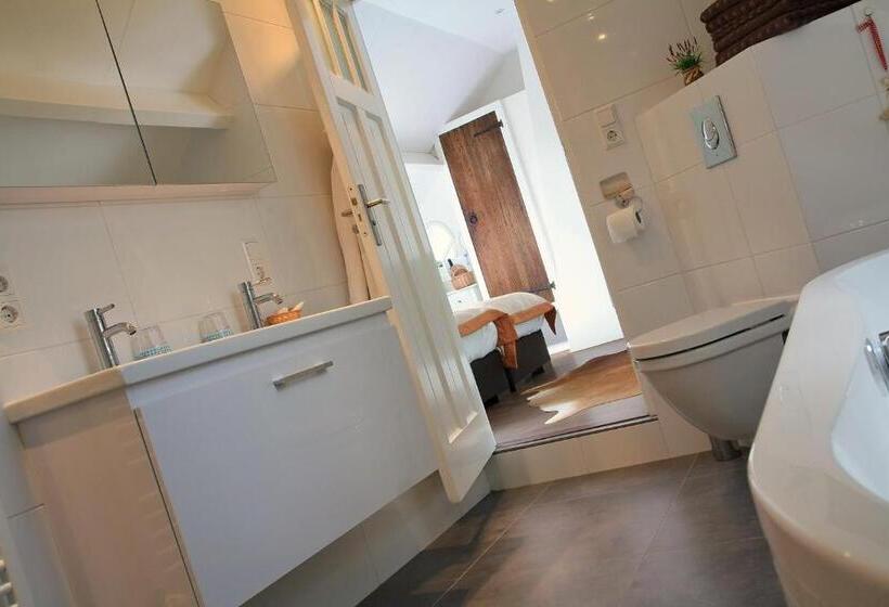 اتاق استاندارد, B&b Rechthuis Van Zouteveen