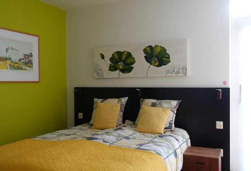 اتاق استاندارد, Bed&breakfast Maasland