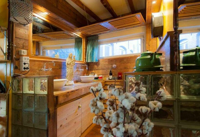 Premium Family Room, Cubacasa