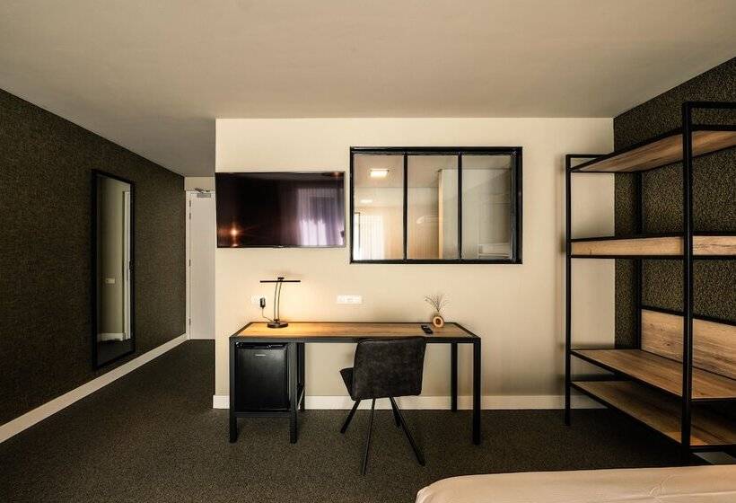 Номер Стандарт, De Stobbe Hotel & Suites