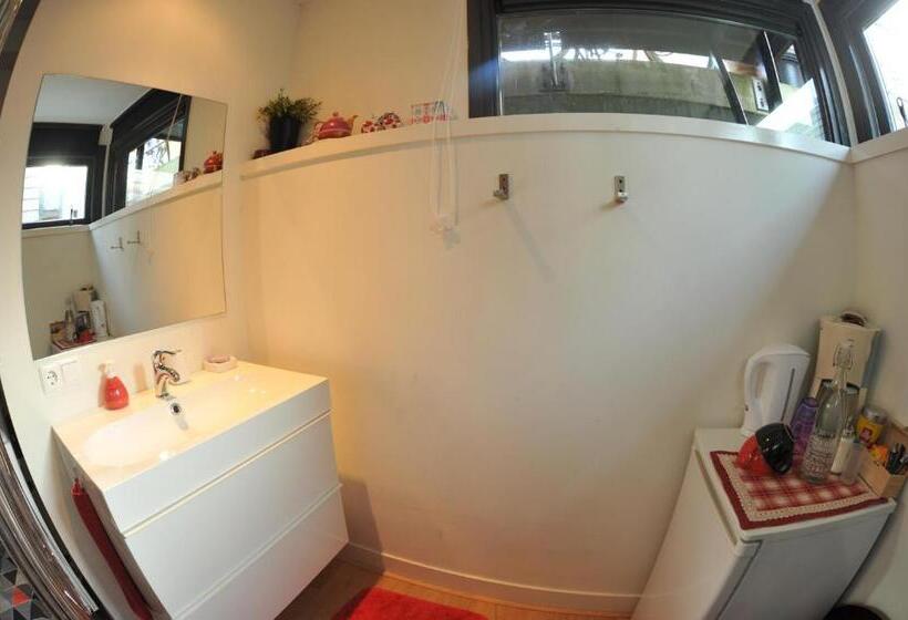 سوییت جونیور, La Corte Sconta B&b
