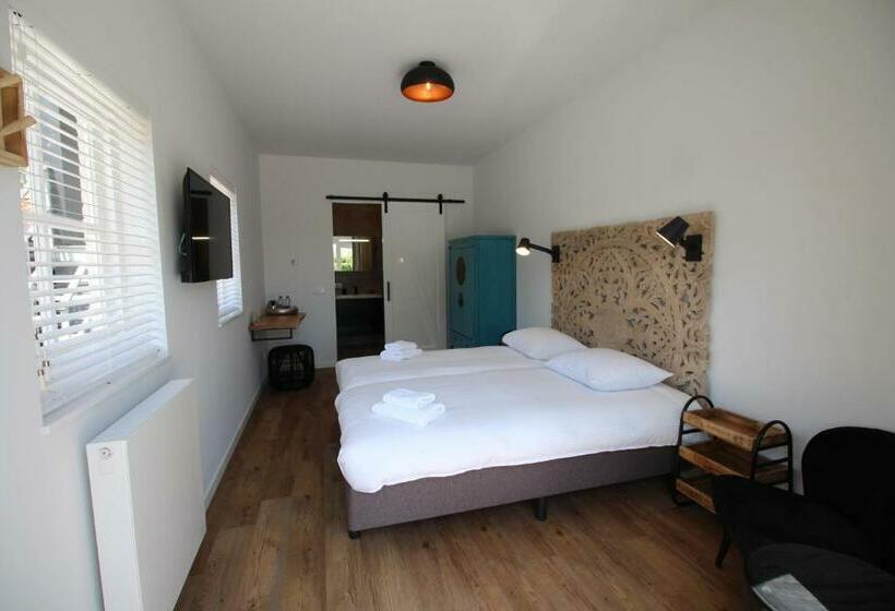 Номер Комфорт, Strandhotel Dennenbos