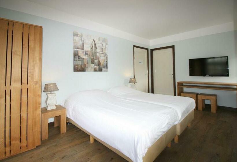 Номер Комфорт, Strandhotel Dennenbos