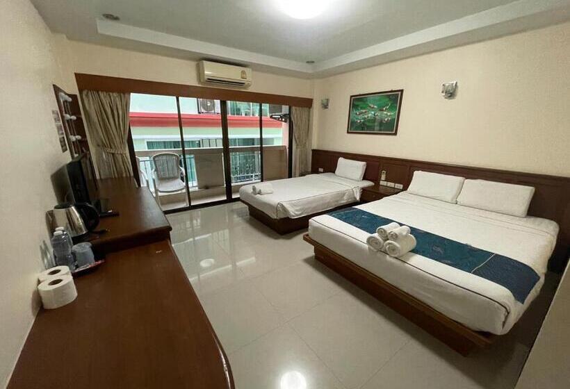 스탠다드 룸, One World One Home Patong 1
