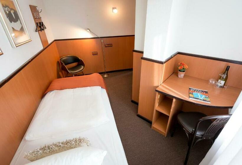 标准单人间, Stadshotel Heerlen