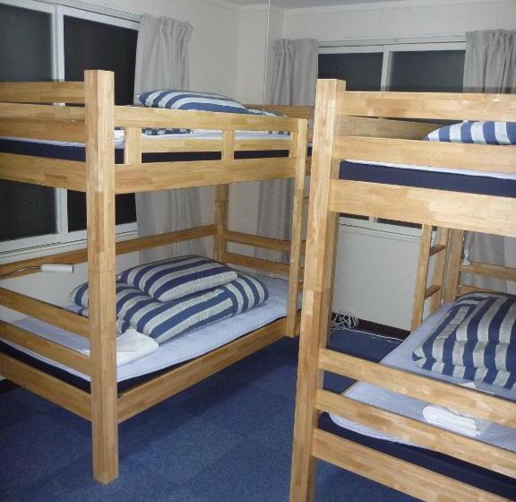 标准四人间共用浴室, K S House Hakuba Alps   Travelers Hostel
