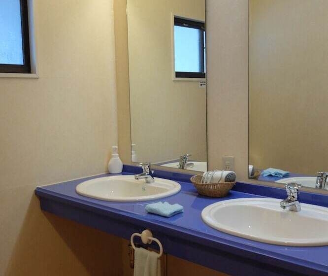 标准三人间, K S House Hakuba Alps   Travelers Hostel