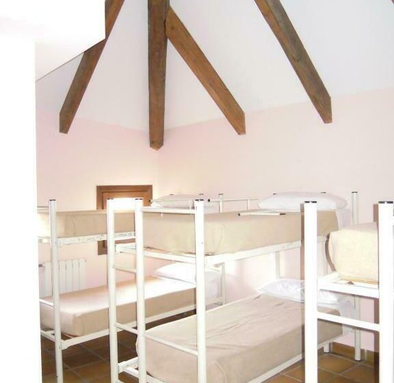 Четырехместный Номер Стандарт, Albergue Albarracín