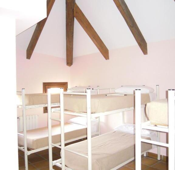Семейный Номер, Albergue Albarracín