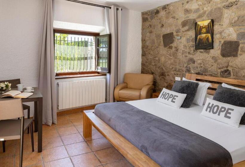 Номер Стандарт с Гидромассажем, Somnis De L´empordà