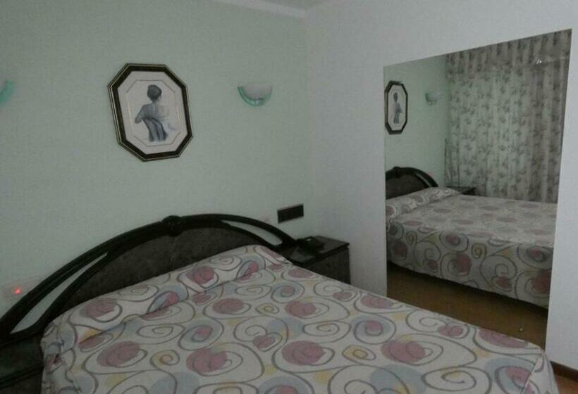 Economy-huone, Motel Caldas