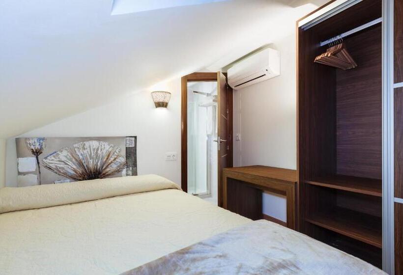 اتاق خانوادگی, Hostal Arriola