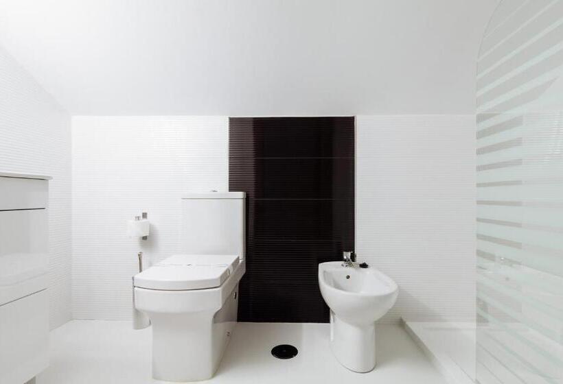 اتاق خانوادگی, Hostal Arriola